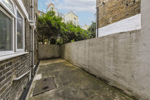 garden shot 1- click for photo gallery